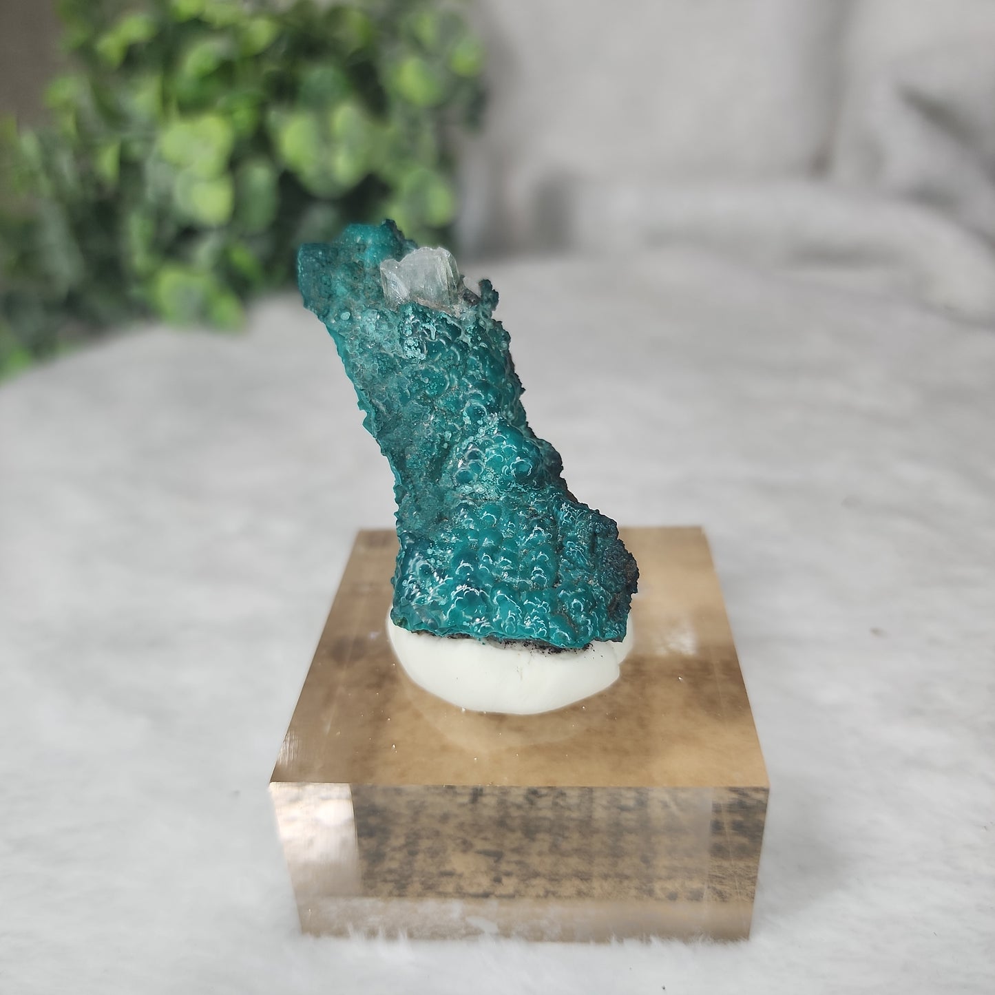 Barite on Chrysocolla & Malachite