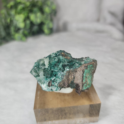 Barite on Chrysocolla & Malachite