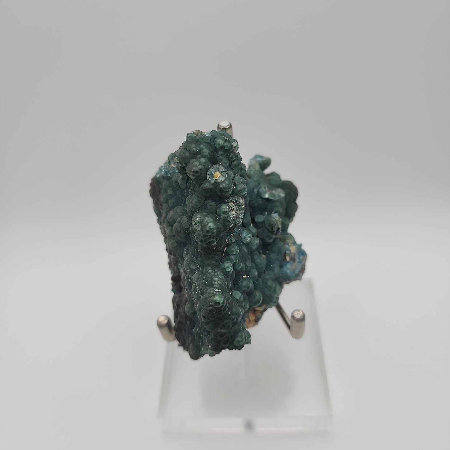 Plumbogummite