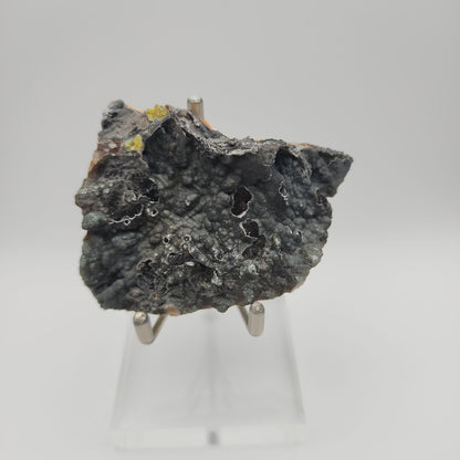 Plumbogummite