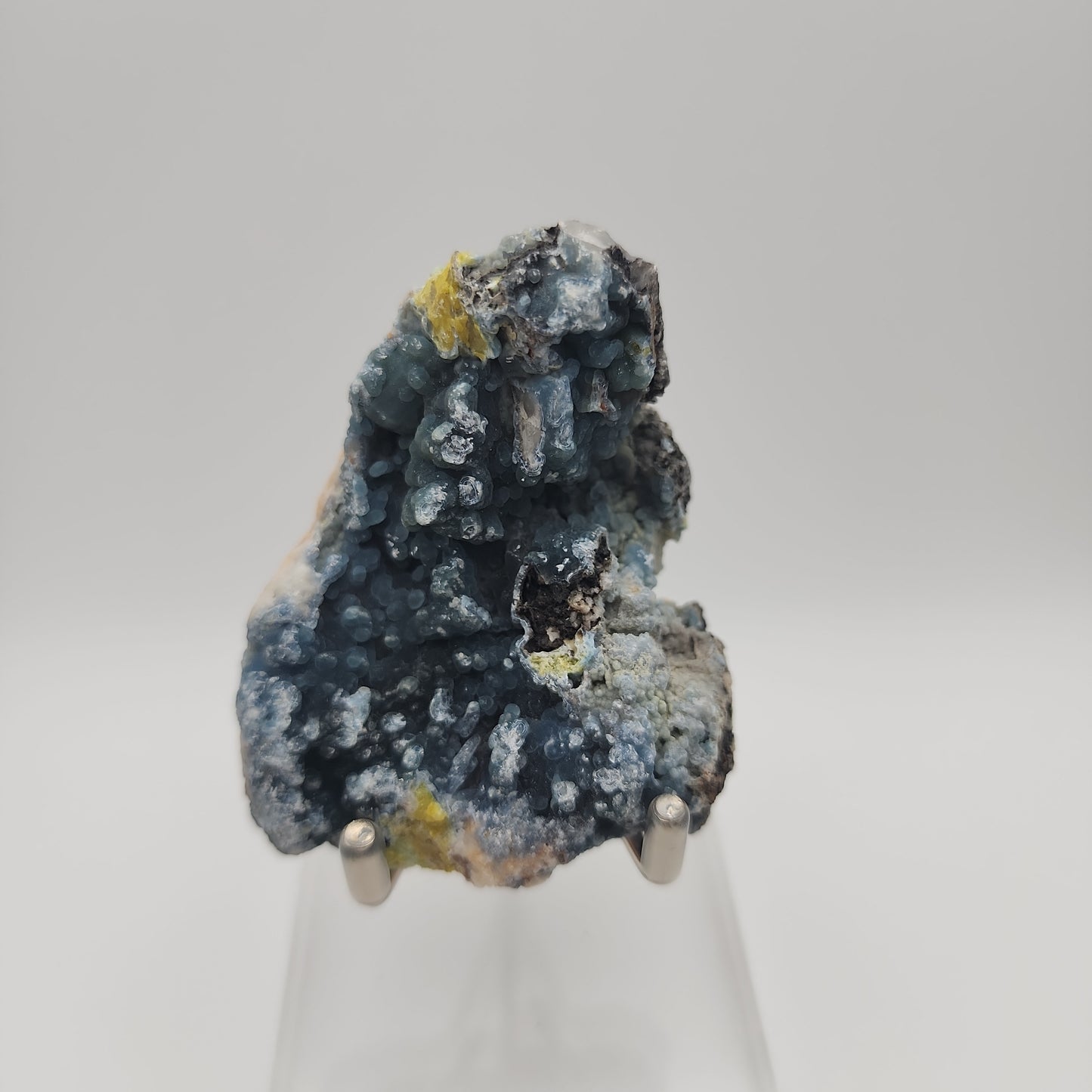 Plumbogummite