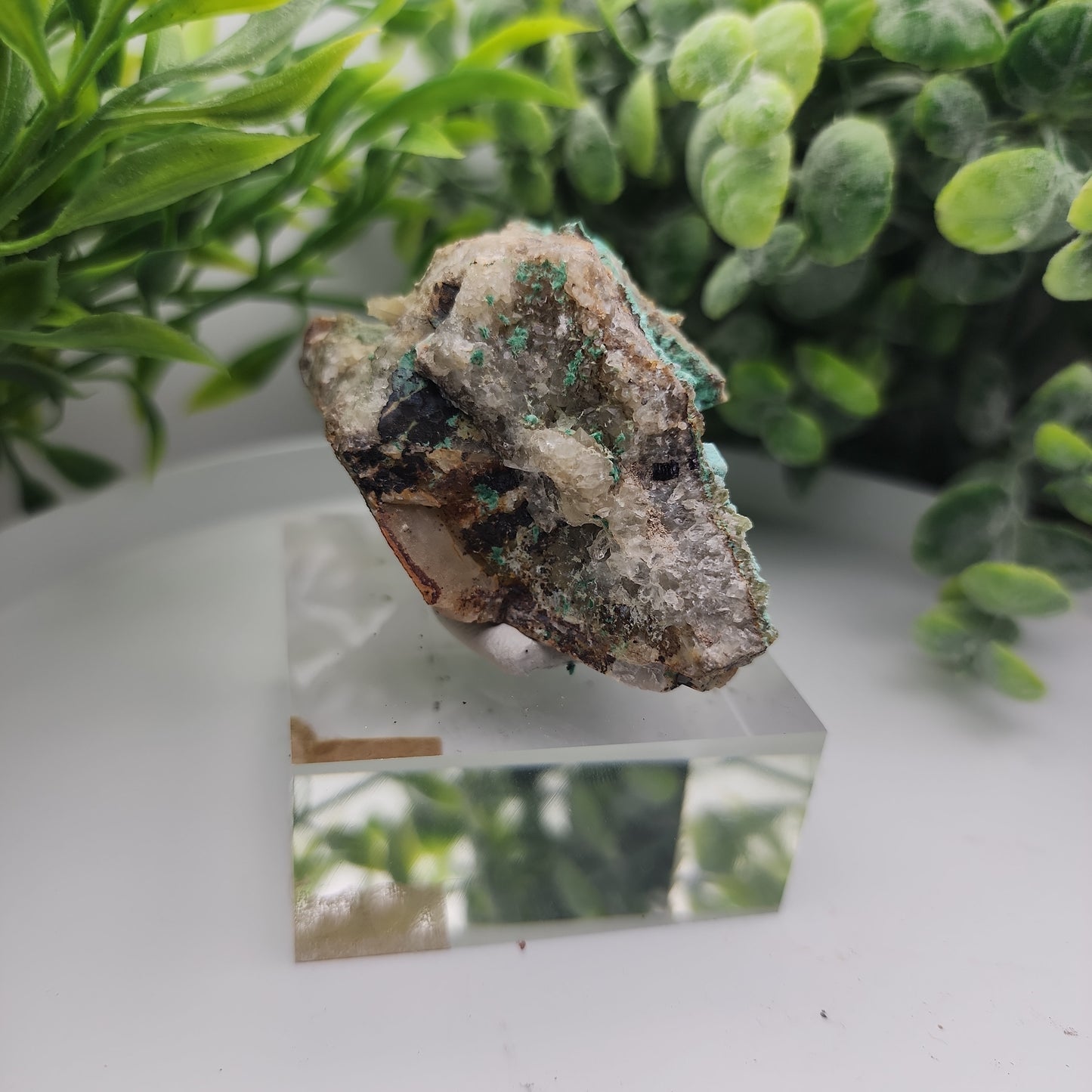 Conichalcite & Rosasite on Limonite